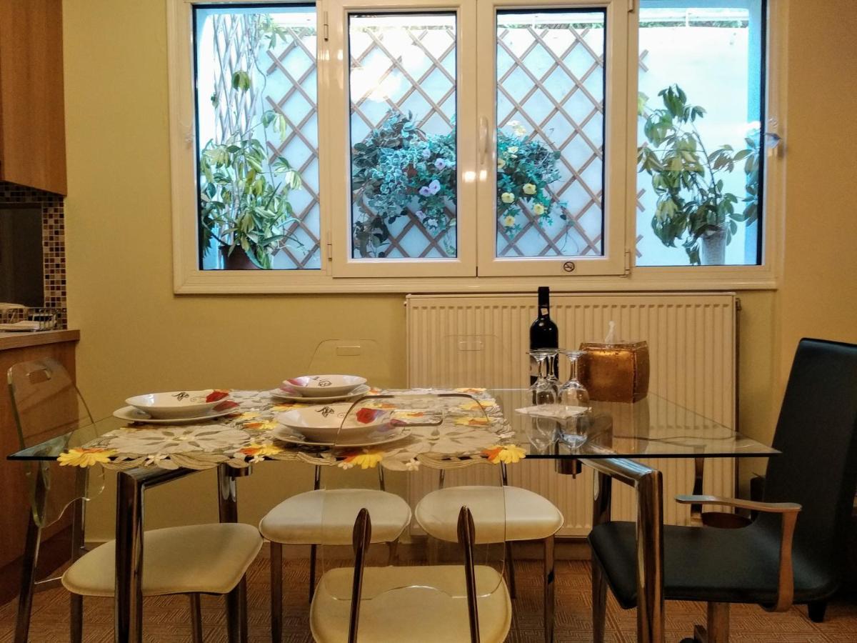 Wonderful Playroom Apartment Atenas Exterior foto